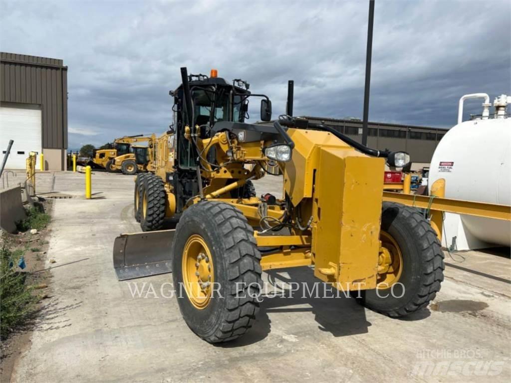 CAT 160 Motor Graders