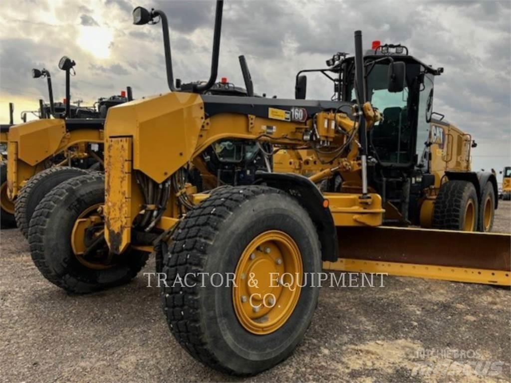 CAT 160 Motor Graders
