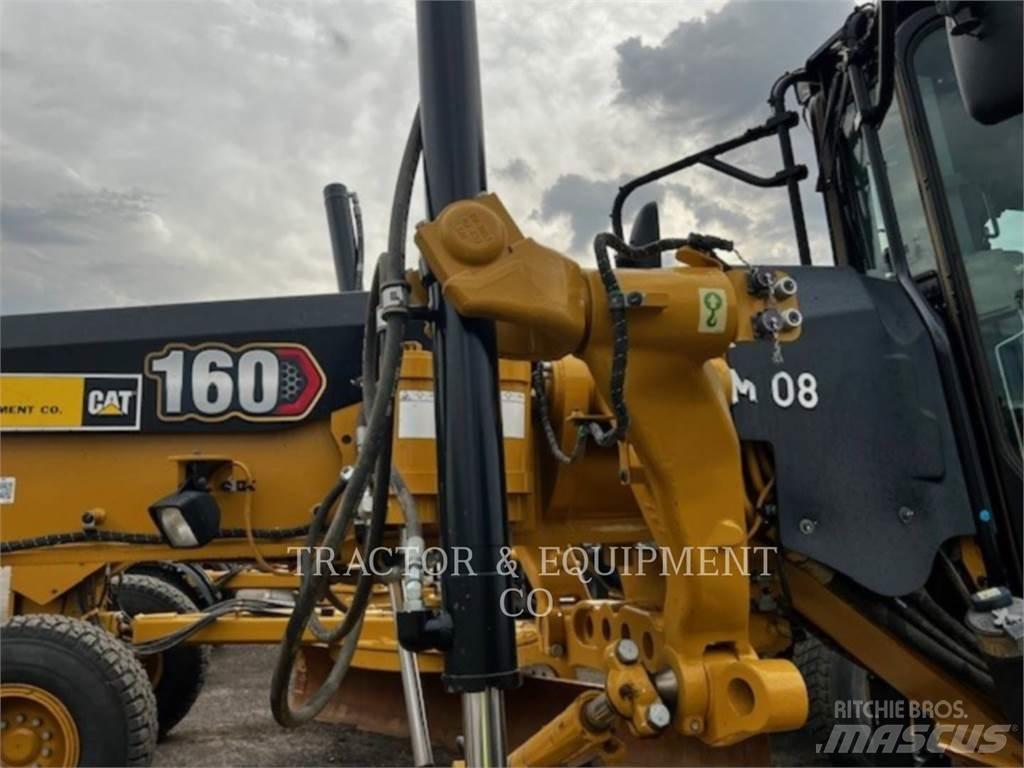 CAT 160 Motor Graders