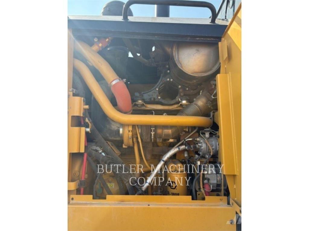 CAT 160M2AWD Motor Graders