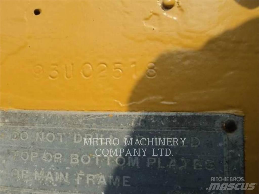 CAT 16G Motor Graders