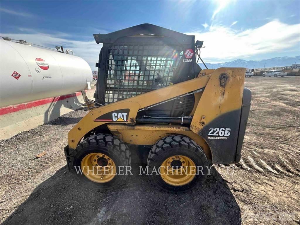 CAT 226B MA11 Skid Steer Loaders