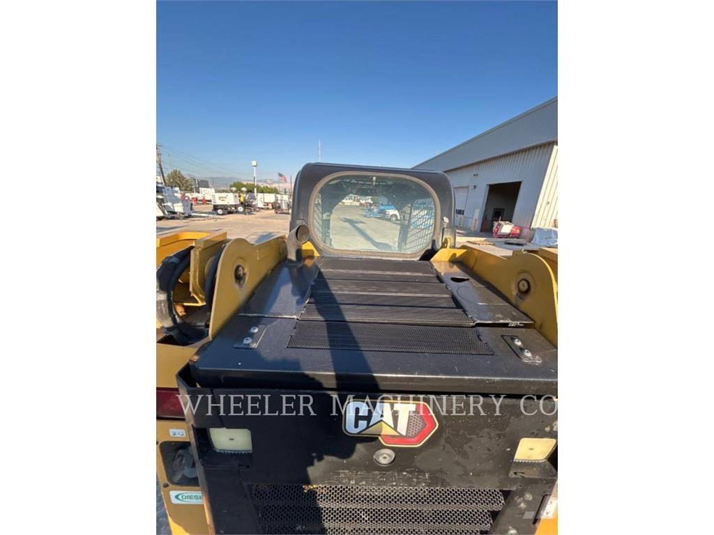 CAT 226D3 C1H2 Skid Steer Loaders