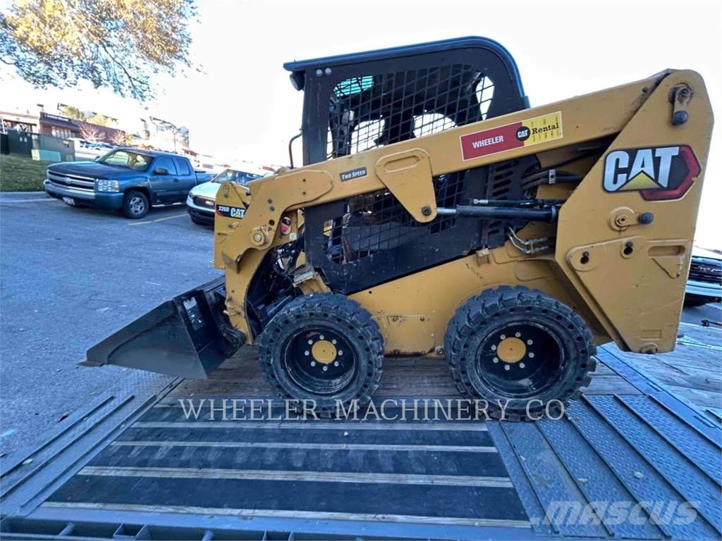 CAT 226D3 C1H2 Skid Steer Loaders