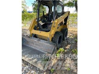 CAT 226D3 C1H2 Skid Steer Loaders