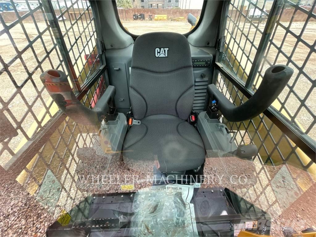 CAT 226D3 C3H2 Skid Steer Loaders