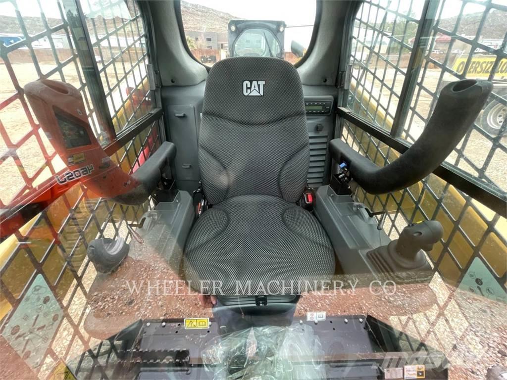 CAT 226D3 C3H2 Skid Steer Loaders