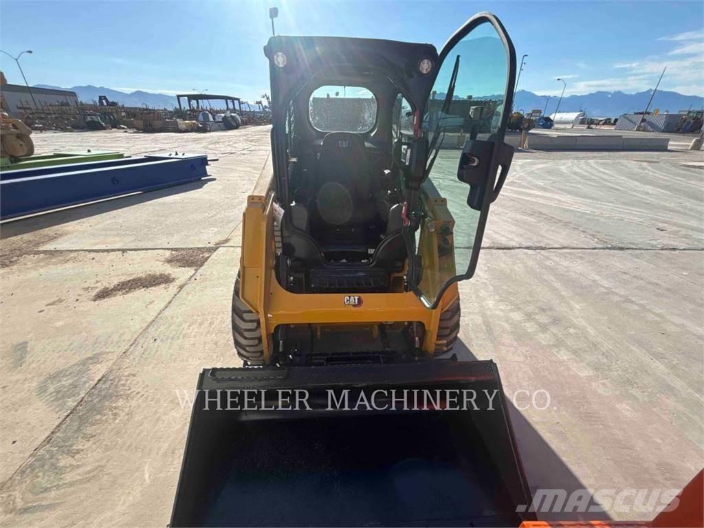 CAT 226D3 C3H2 Skid Steer Loaders