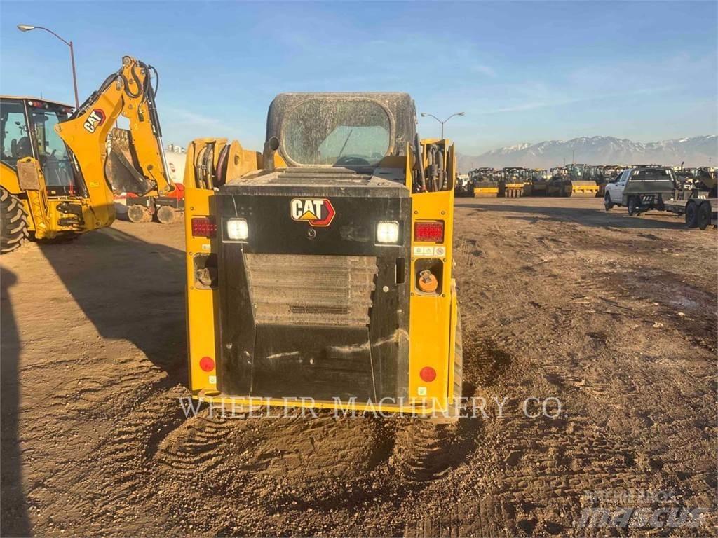 CAT 226D3 C3H2 Skid Steer Loaders