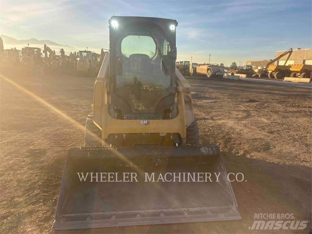 CAT 226D3 C3H2 Skid Steer Loaders