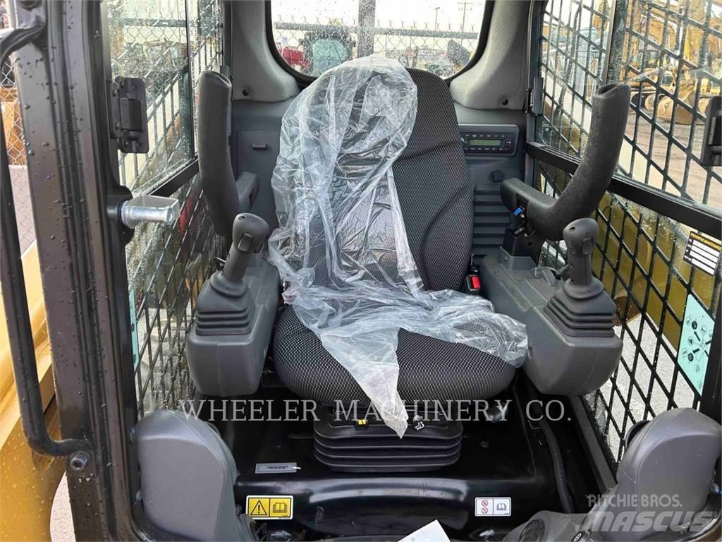 CAT 226D3 C3H2 Skid Steer Loaders
