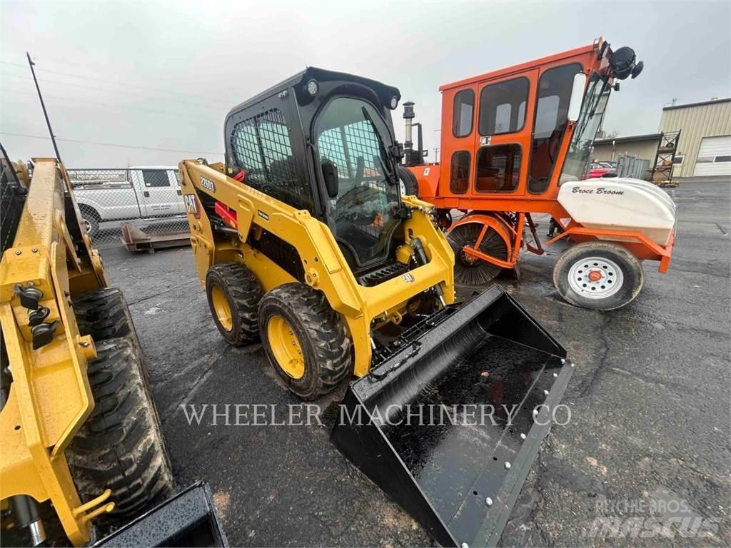 CAT 226D3 C3H2 Skid Steer Loaders