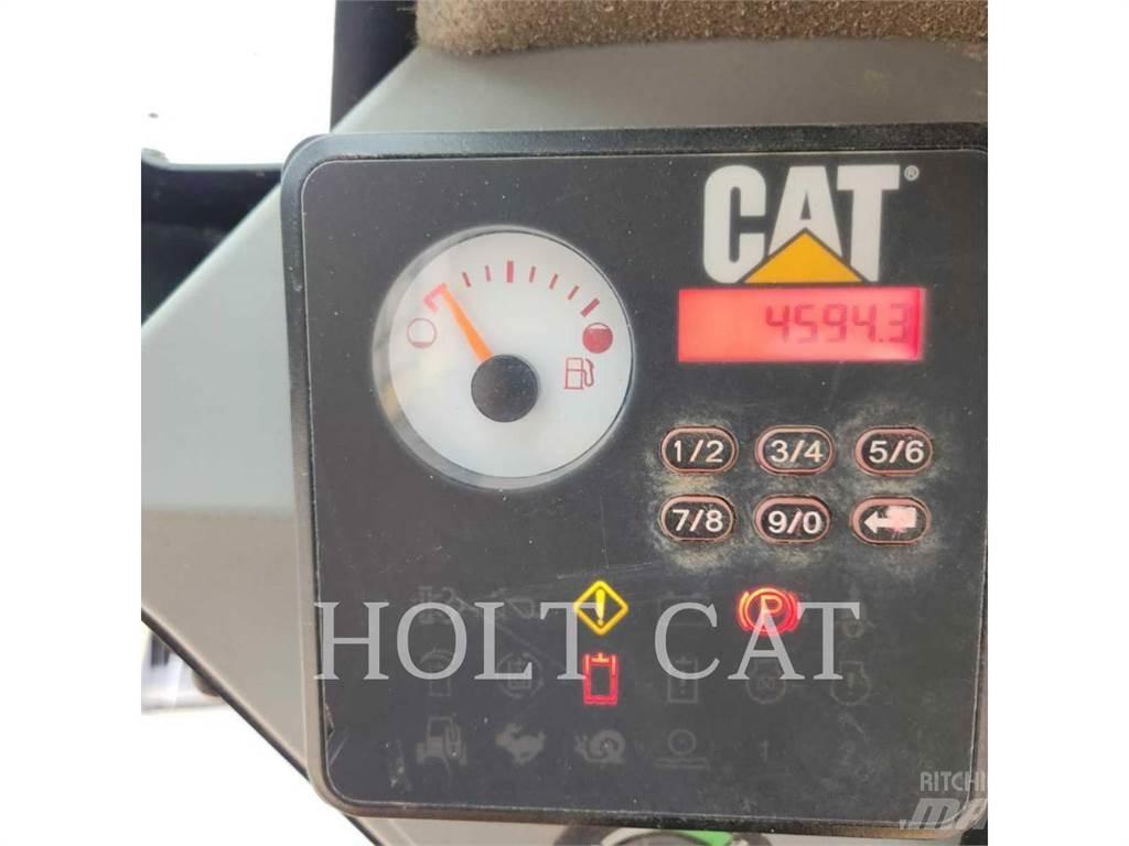 CAT 232D Skid Steer Loaders
