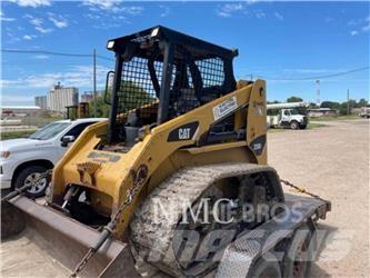 CAT 236B Skid Steer Loaders