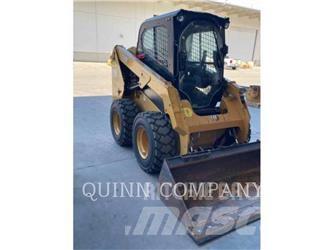 CAT 236D Skid Steer Loaders
