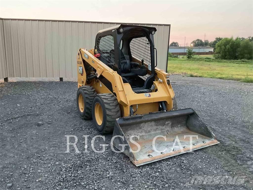 CAT 236D Skid Steer Loaders