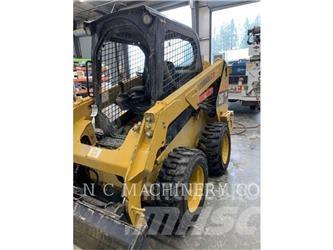 CAT 236D H2CN Skid Steer Loaders