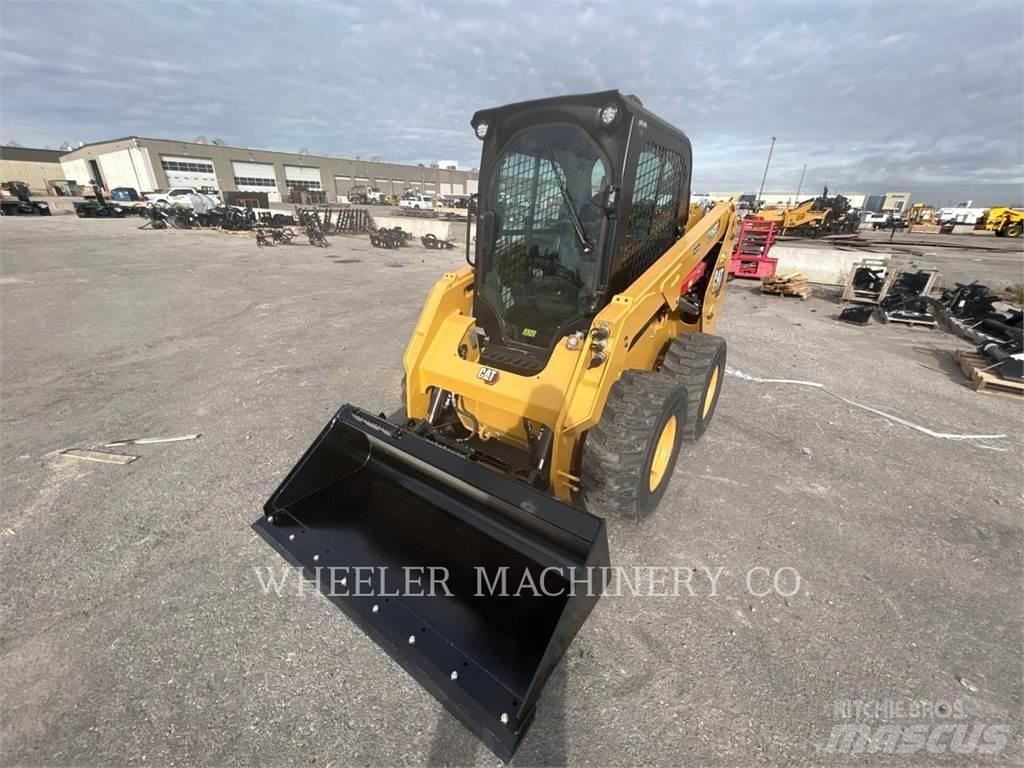 CAT 236D3 C3H2 Skid Steer Loaders
