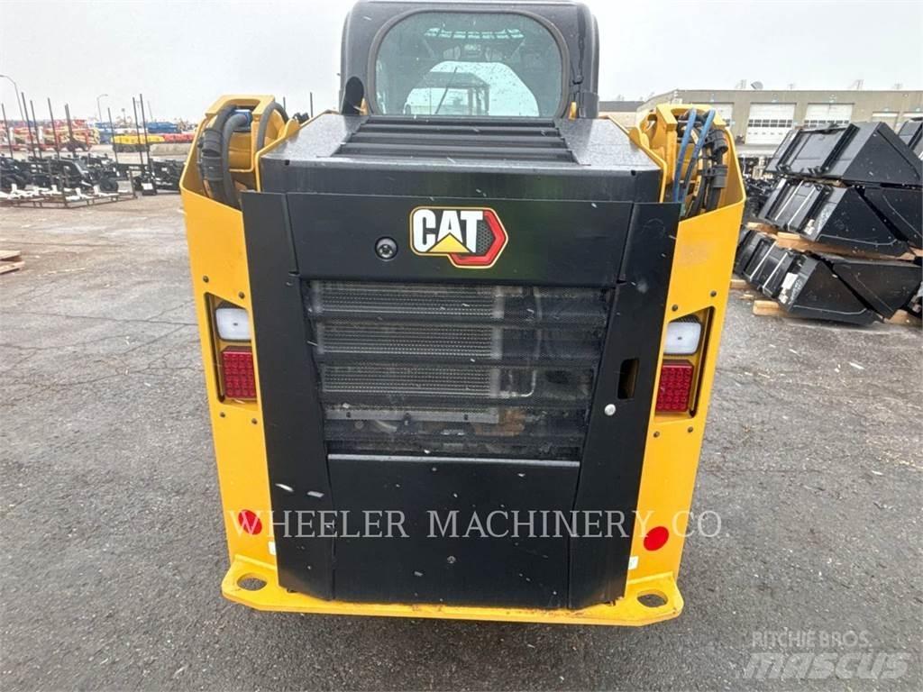CAT 236D3 C3H2 Skid Steer Loaders