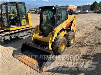 CAT 236D3 C3H2 Skid Steer Loaders