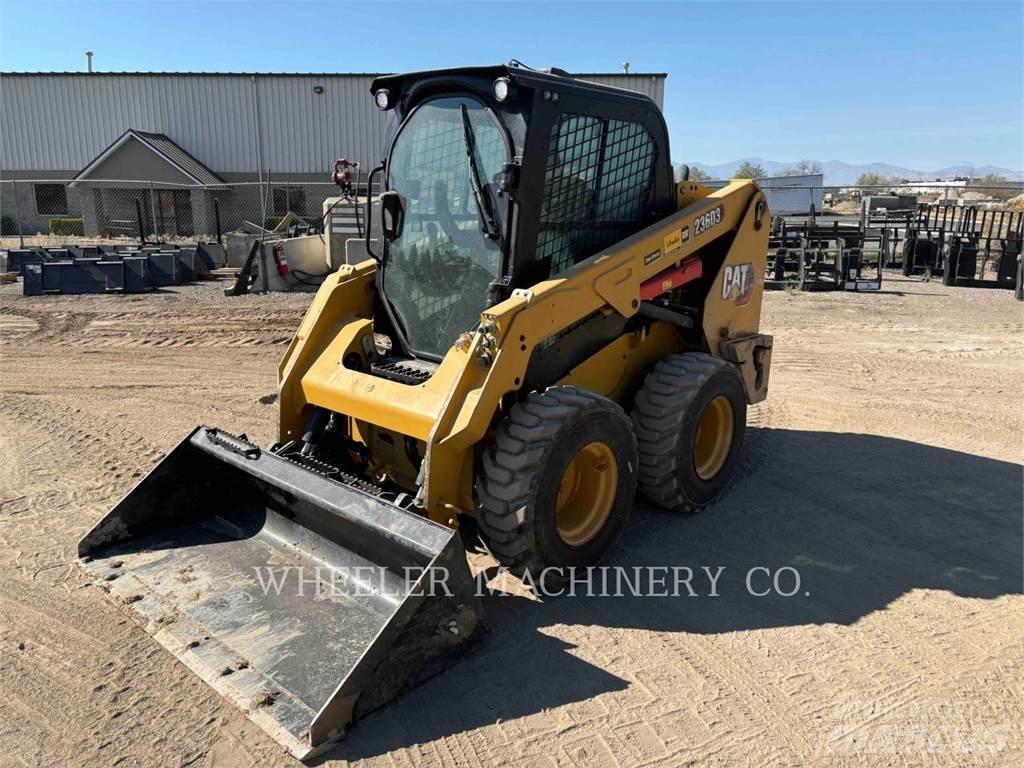 CAT 236D3 C3H2 Skid Steer Loaders