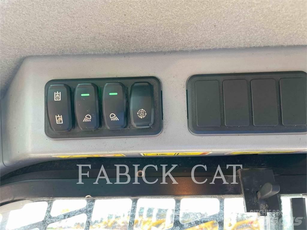 CAT 236D3 C3H2 Skid Steer Loaders