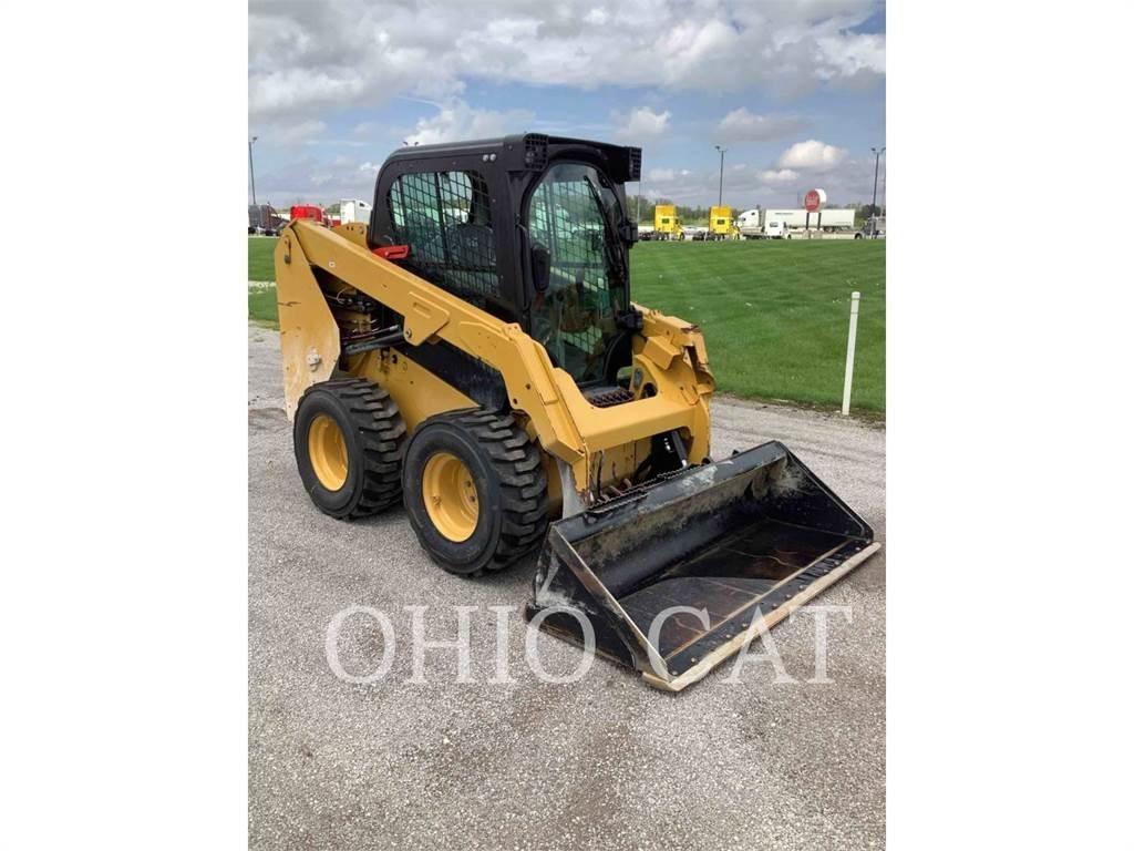 CAT 236D3 C3H2 Skid Steer Loaders