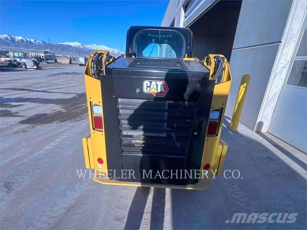 CAT 236D3 C3H2 Skid Steer Loaders