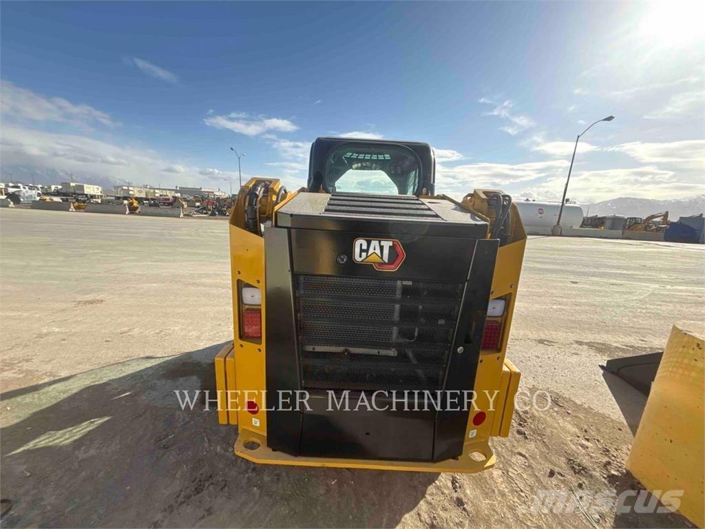 CAT 236D3 C3H2 Skid Steer Loaders