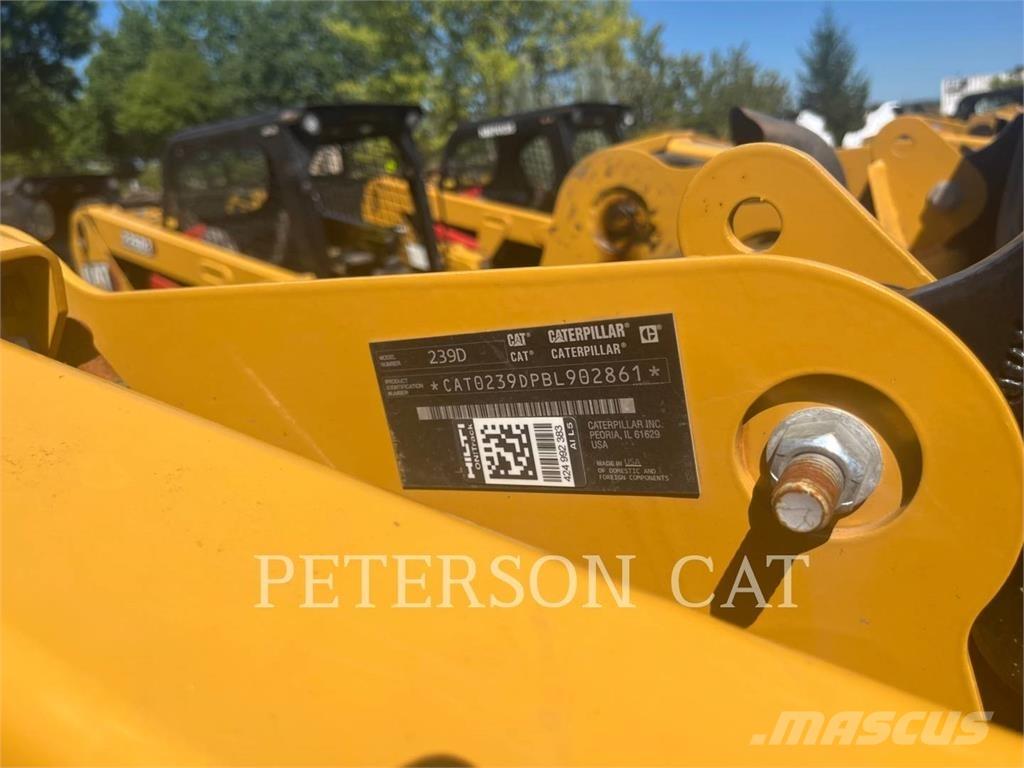 CAT 239D Crawler Loaders