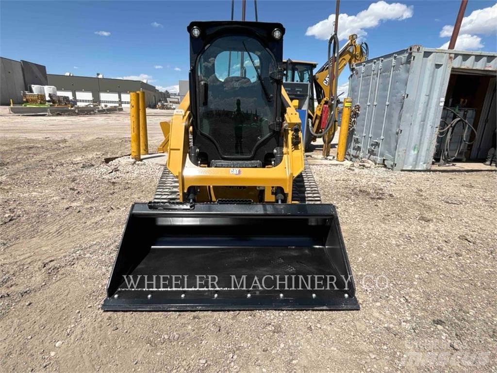 CAT 239D3 C3H2 Crawler Loaders