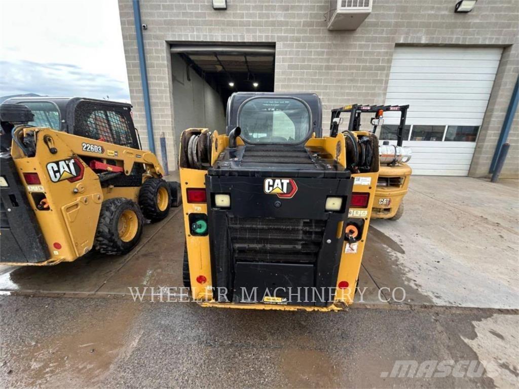 CAT 239D3 C3H2 Crawler Loaders