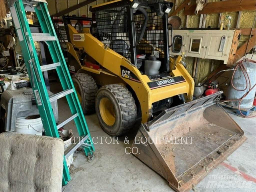 CAT 242B Skid Steer Loaders
