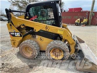 CAT 242D Skid Steer Loaders