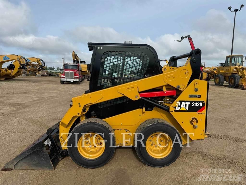 CAT 242D Skid Steer Loaders