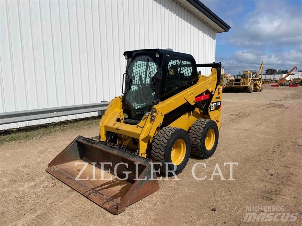 CAT 242D Skid Steer Loaders
