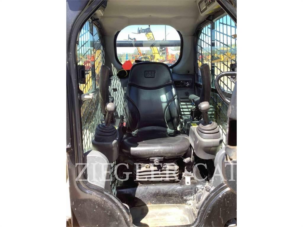 CAT 242D Skid Steer Loaders