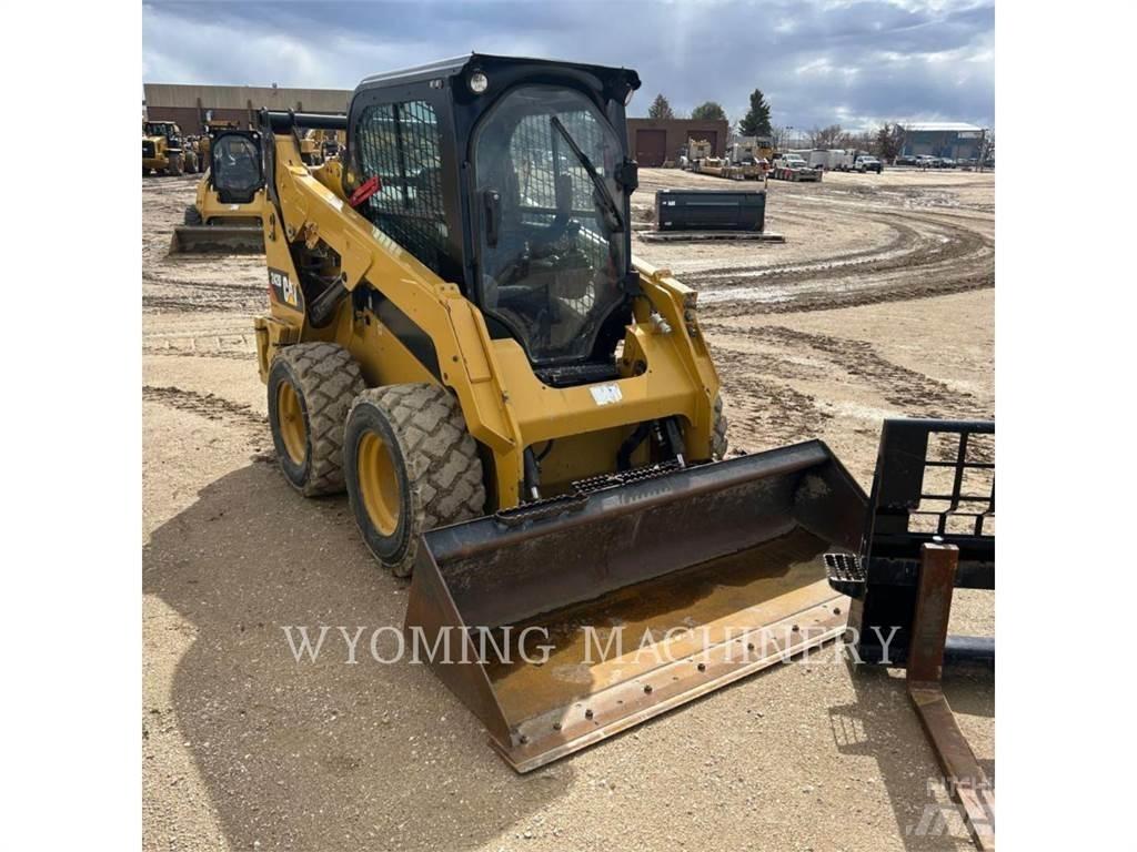 CAT 242D Skid Steer Loaders
