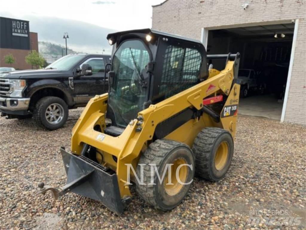 CAT 242D Skid Steer Loaders