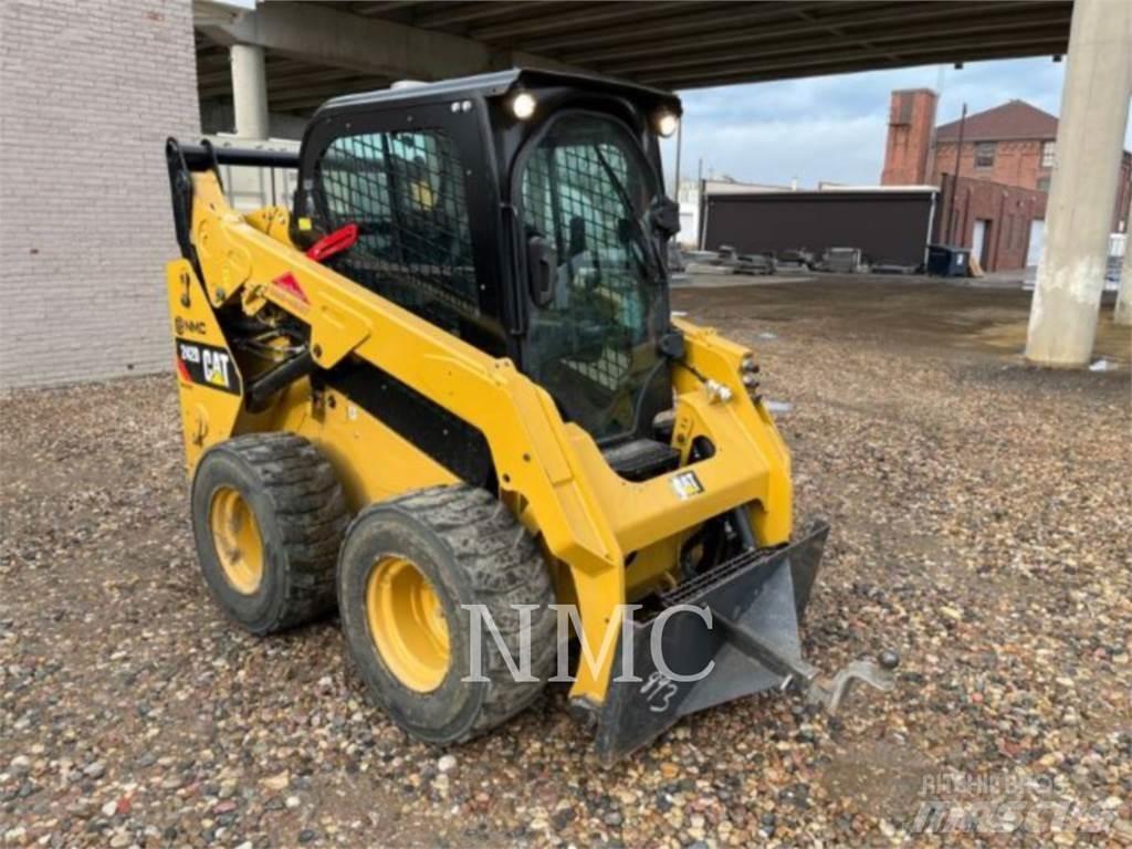 CAT 242D Skid Steer Loaders