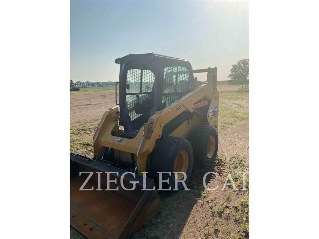 CAT 242D Skid Steer Loaders
