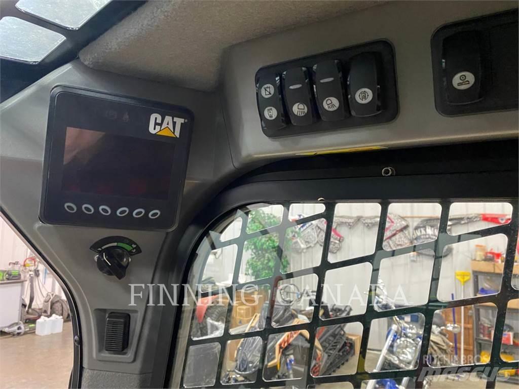 CAT 242D Skid Steer Loaders