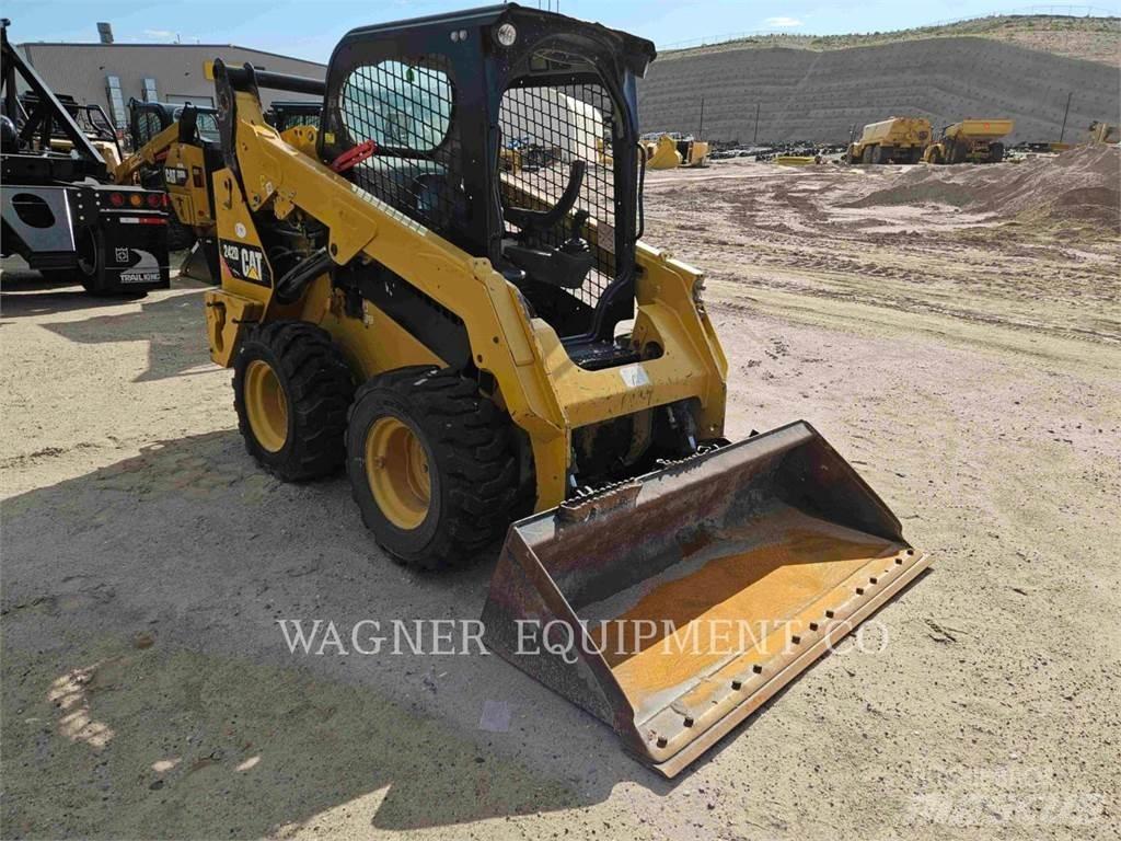 CAT 242D Skid Steer Loaders