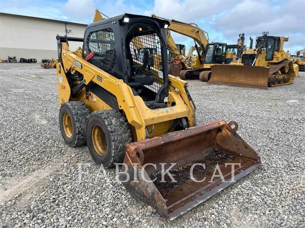 CAT 242D3 C1H3 Skid Steer Loaders