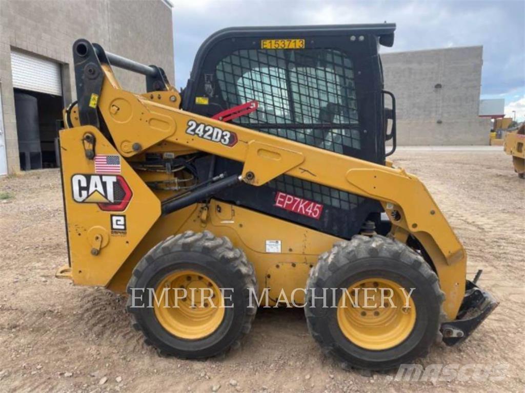 CAT 242D3 CA Skid Steer Loaders