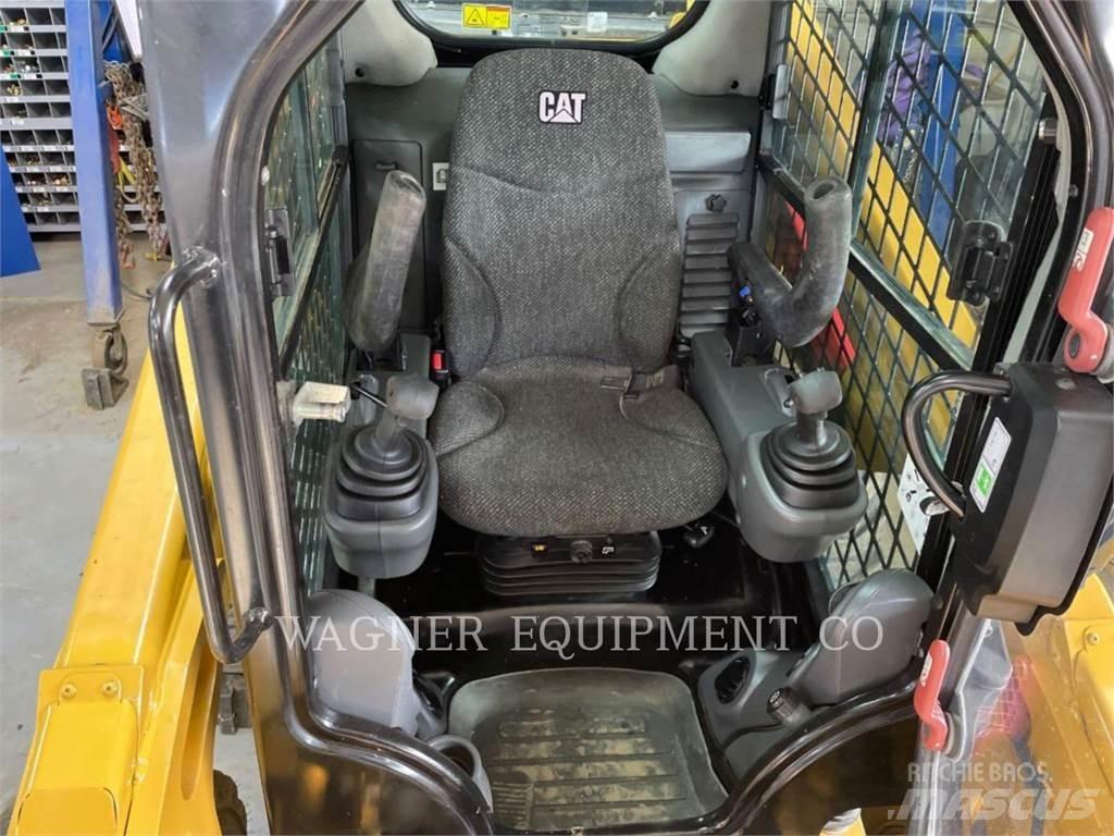 CAT 246D Skid Steer Loaders