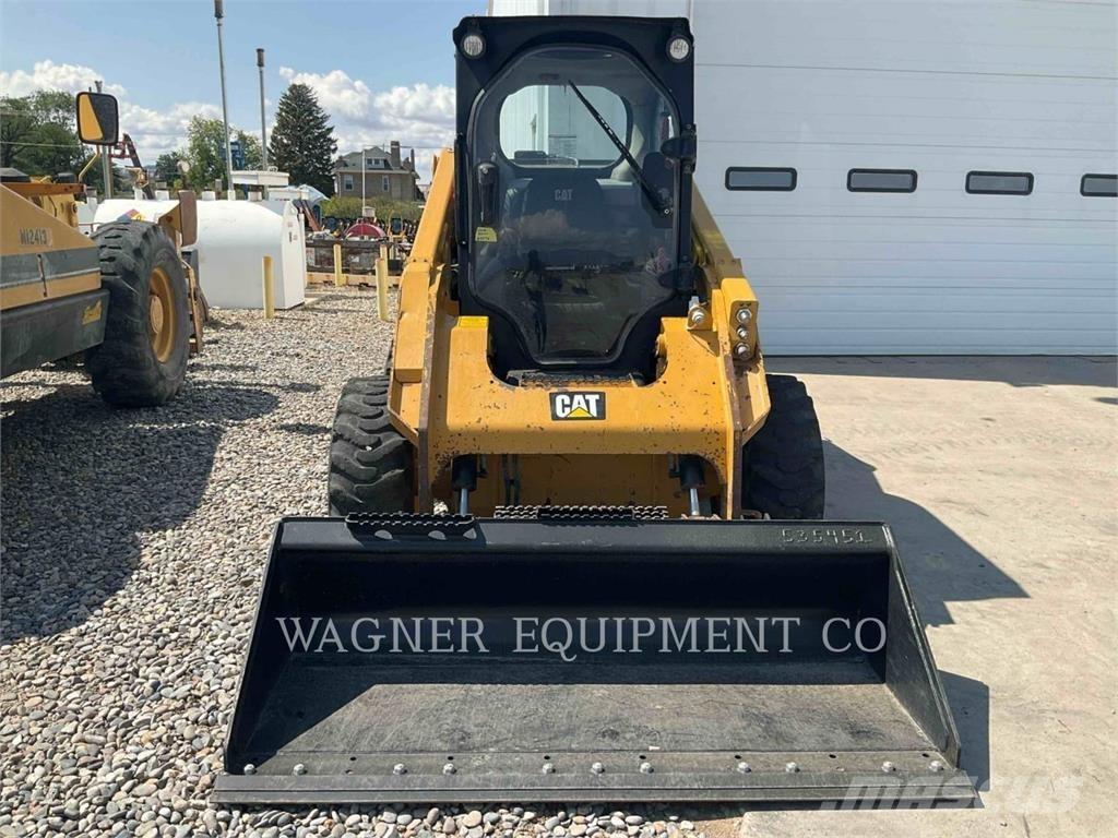 CAT 246D Skid Steer Loaders