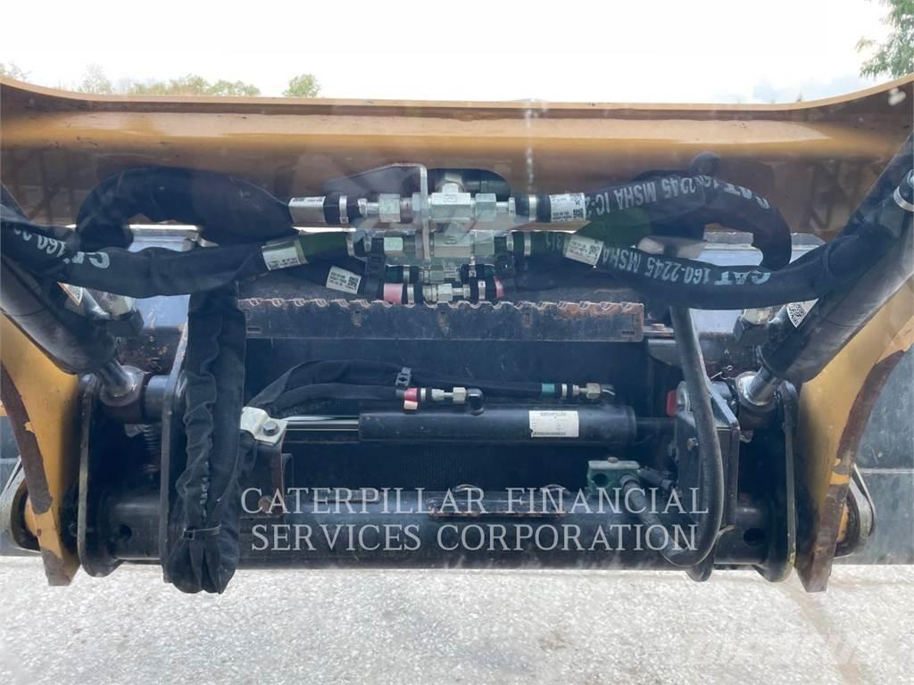 CAT 249D3 Crawler Loaders