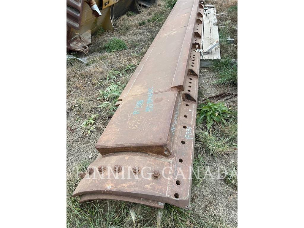 CAT 24M Blades