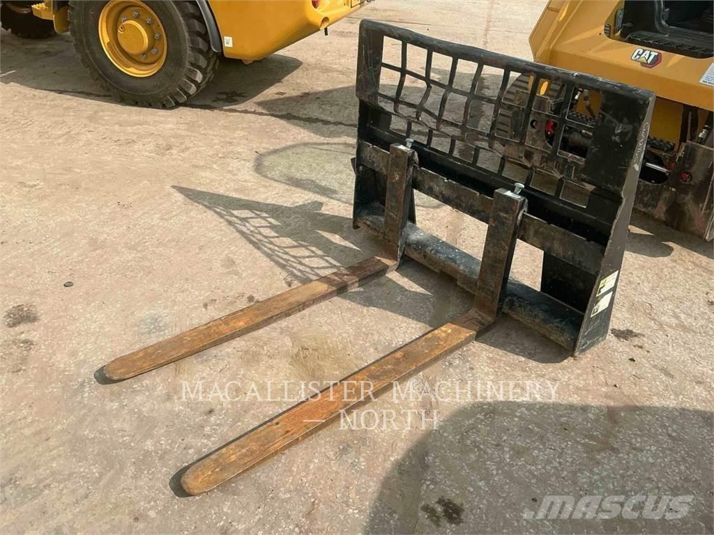CAT 259D3 AQB Skid Steer Loaders